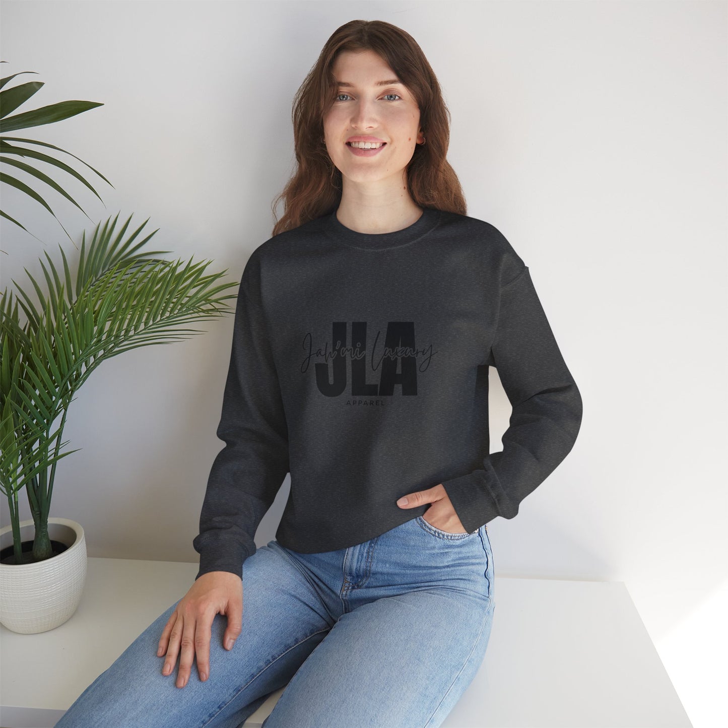 Jah’mi Luxe crewneck sweatshirt