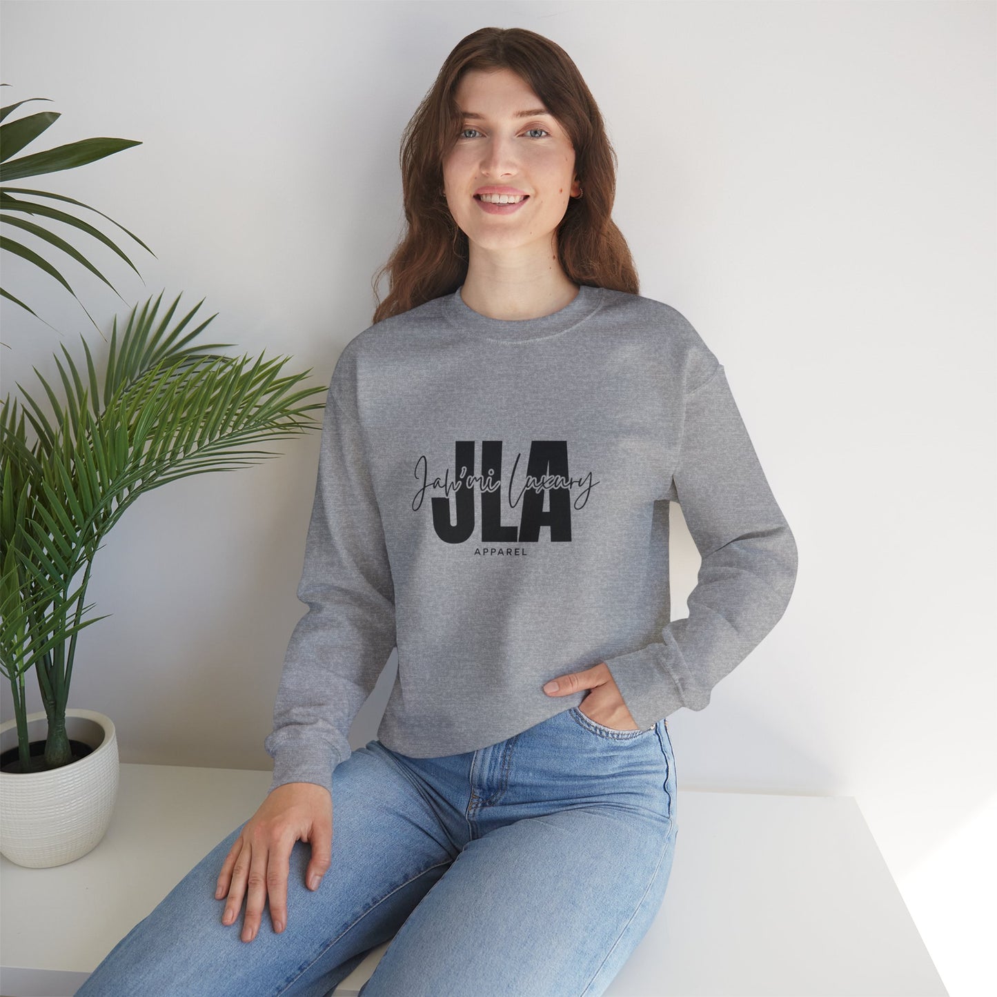 Jah’mi Luxe crewneck sweatshirt